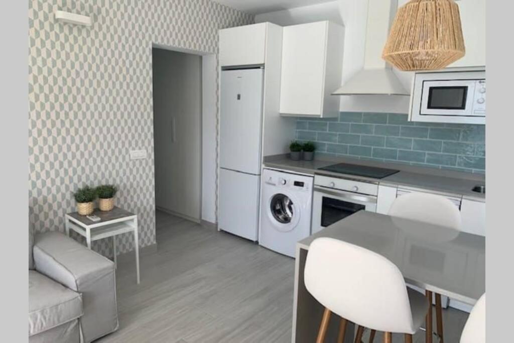 Renovated 2 Bedroom Bungalow In Playa Del Ingles Maspalomas  Bagian luar foto