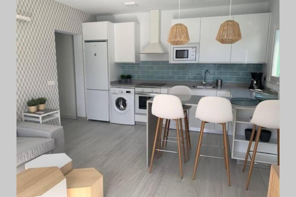 Renovated 2 Bedroom Bungalow In Playa Del Ingles Maspalomas  Bagian luar foto