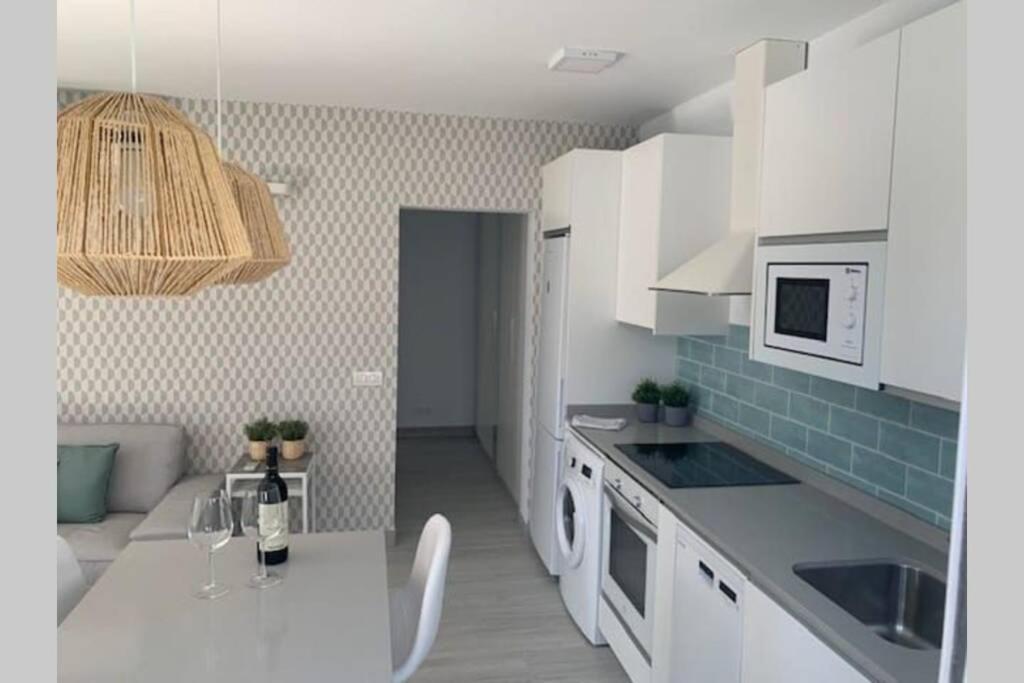 Renovated 2 Bedroom Bungalow In Playa Del Ingles Maspalomas  Bagian luar foto