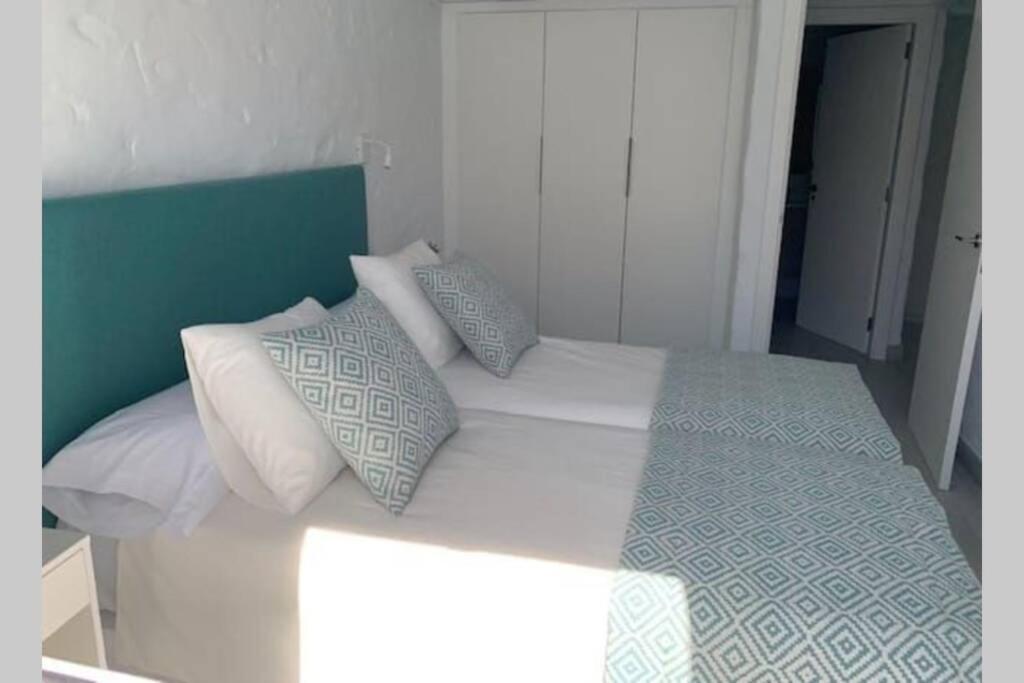 Renovated 2 Bedroom Bungalow In Playa Del Ingles Maspalomas  Bagian luar foto